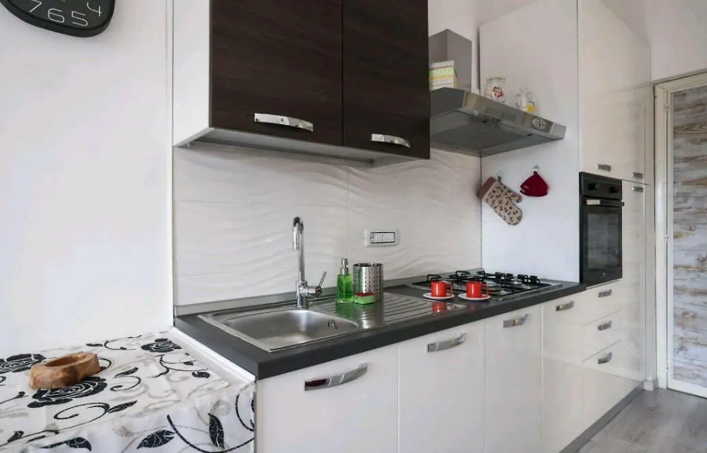 Nice Studio Apartment Giardini Naxos Italy